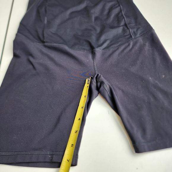 Isabel Maternity Biker Shorts Women Black Great Condition Comfortable Sz M - Picture 2 of 8